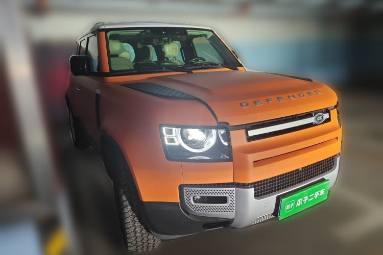 Used Land Rover Defender 2020 110 P400 HSE Front Right 45 Deg
