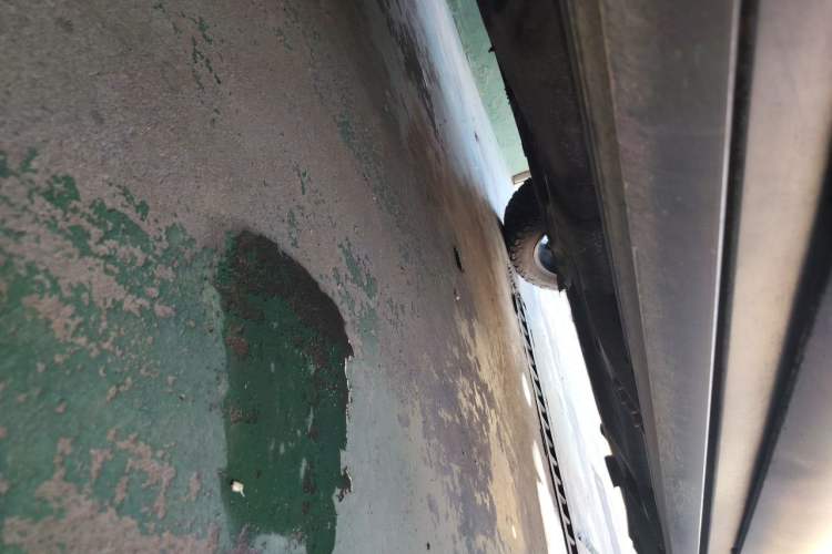 Used Land Rover Defender  Chassis Front Left