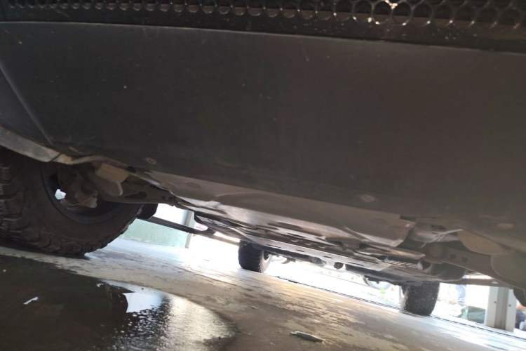 Used Land Rover Defender  Chassis Front
