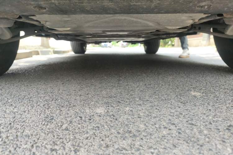 Used Land Rover Defender  Chassis Front