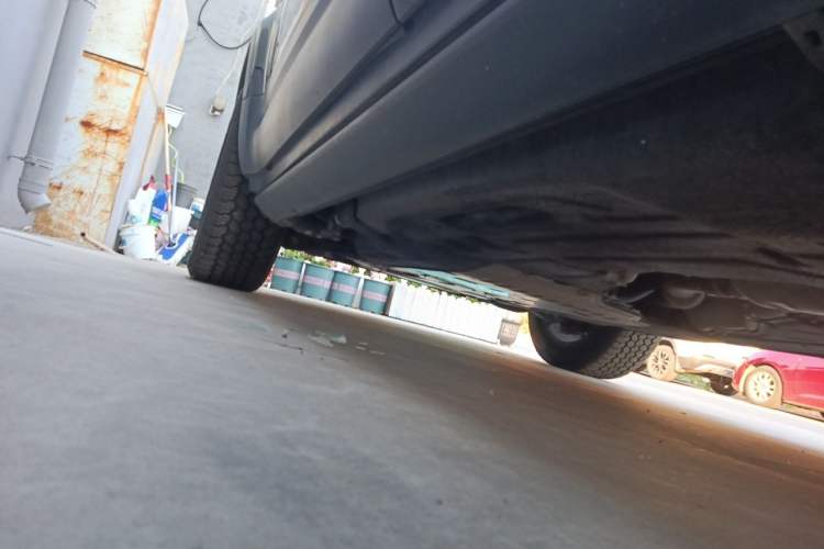 Used Land Rover Defender 2021 110 P400 Dark Special Edition Chassis Rear Left