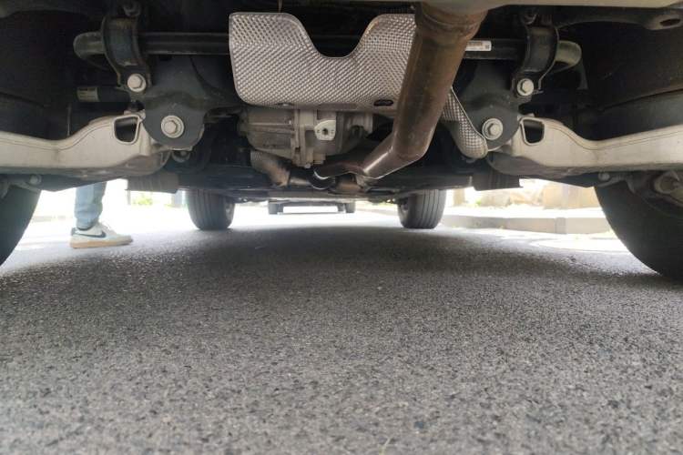Used Land Rover Defender  Chassis Rear