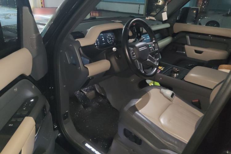 Used Land Rover Defender 2021 110 P400 X-DYNAMIC HSE Driver Seat