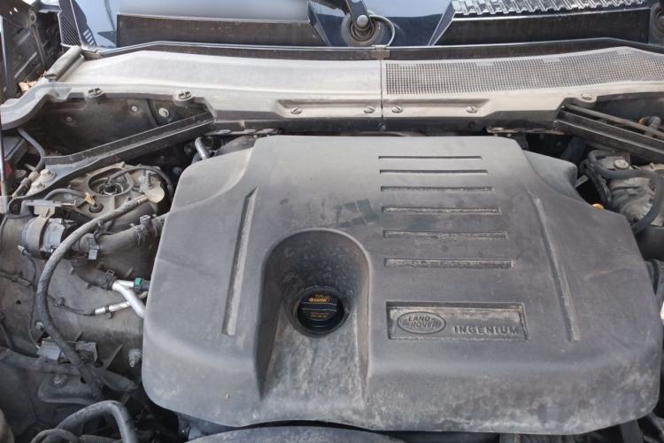 Used Land Rover Defender 2021 110 P400 Dark Special Edition Engine Bay