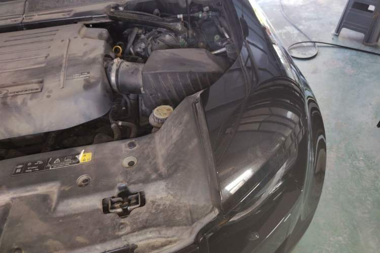 Used Land Rover Defender  Engine Bay Left