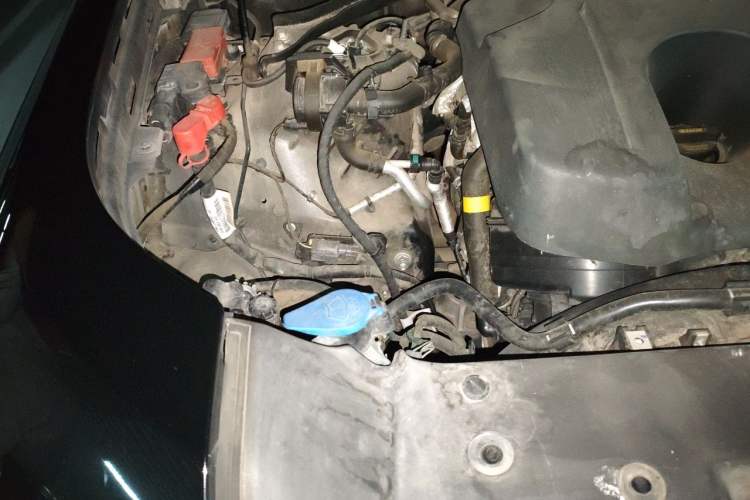 Used Land Rover Defender 2021 110 P400 X-DYNAMIC HSE Engine Bay Right