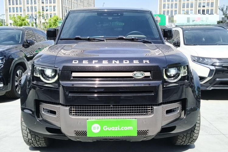Used Land Rover Defender 2021 110 P400 X-DYNAMIC HSE Front