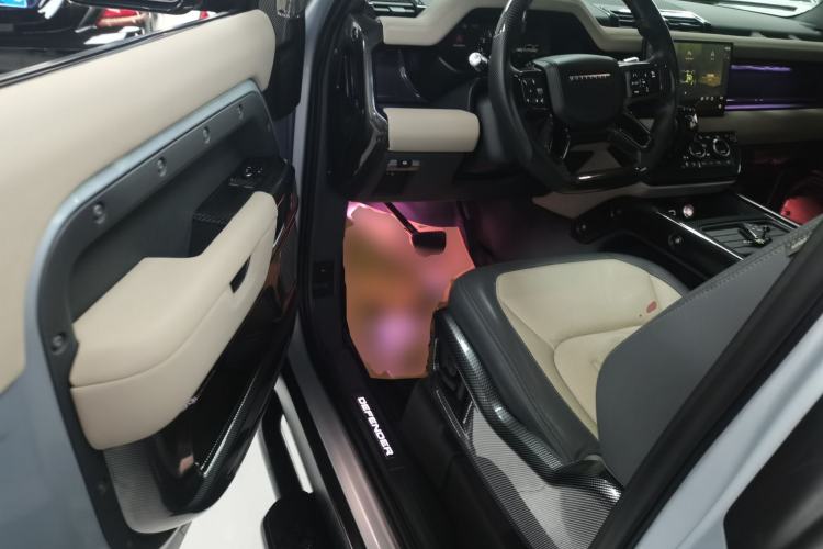 Used Land Rover Defender 2021 90 P400 X-DYNAMIC S Interior 3