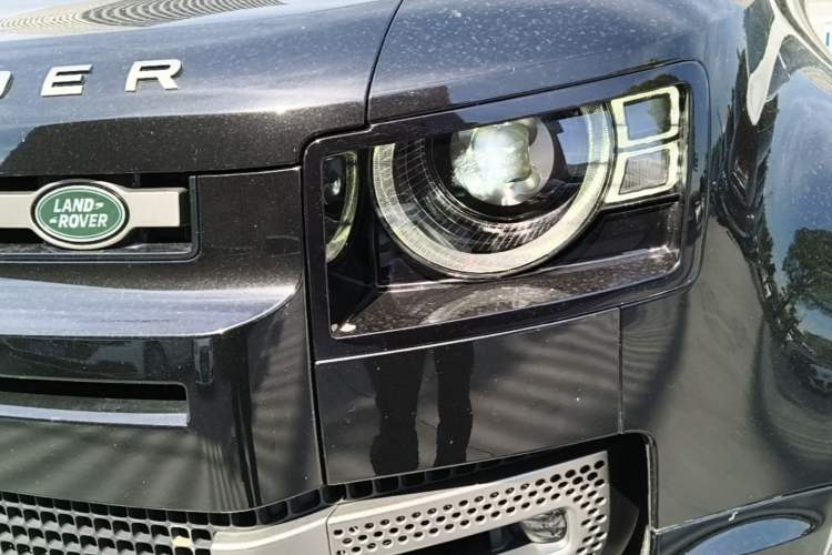 Used Land Rover Defender 2021 110 P400 X-DYNAMIC HSE Left Front Headlight