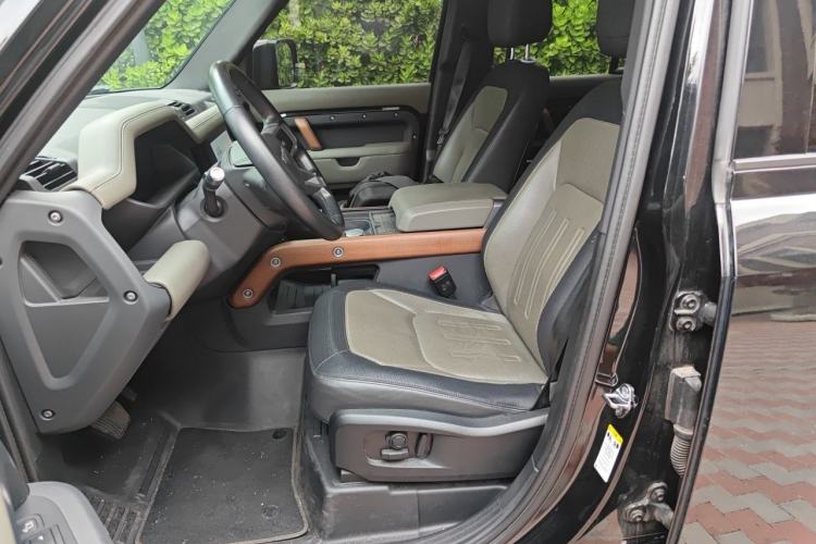 Used Land Rover Defender 2021 110 P400 X-DYNAMIC HSE Left Front Seat