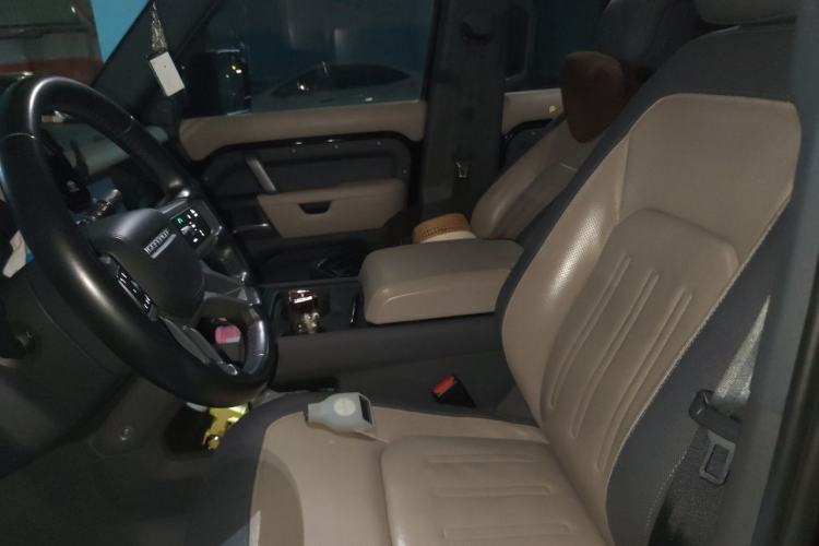 Used Land Rover Defender 2021 110 P400 X-DYNAMIC HSE Left Front Seat