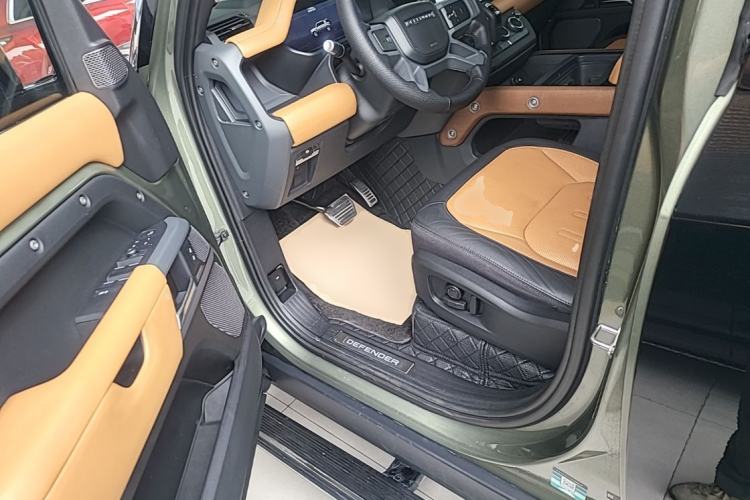 Used Land Rover Defender 2021 110 P400 X Left Front Seat