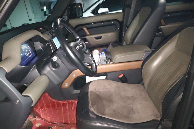 Used Land Rover Defender 2021 110 P400 X-DYNAMIC HSE Left Front Seat