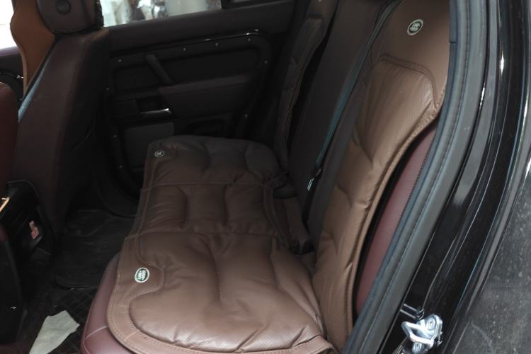 Used Land Rover Defender 2021 110 Four-Door 2.0T P300 Standard EU Specification Left Rear Seat