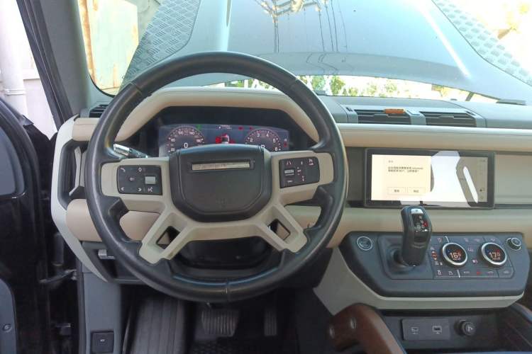 Used Land Rover Defender 2021 110 P400 Dark Special Edition Steering Wheel