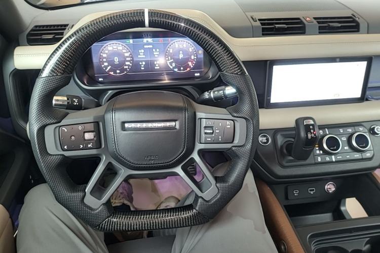 Used Land Rover Defender 2021 110 P400 X-DYNAMIC HSE Steering Wheel