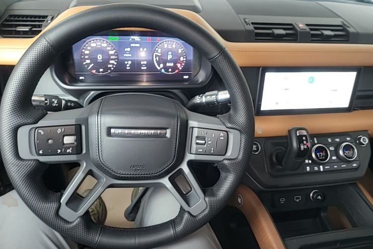 Used Land Rover Defender 2021 110 P400 X Steering Wheel
