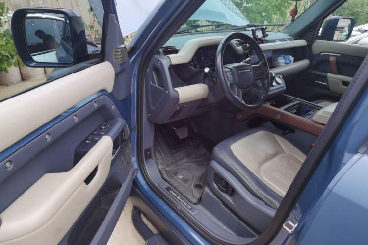 Used Land Rover Defender 2021 110 P400 X-DYNAMIC HSE Driver Seat