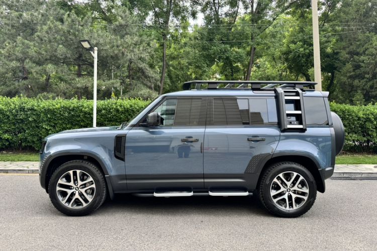 Used Land Rover Defender 2021 110 P400 Dark Special Edition Exterior 2