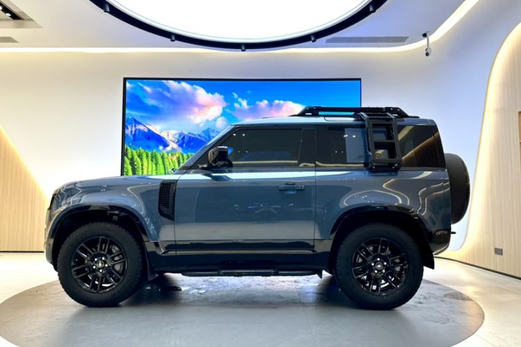 Used Land Rover Defender 2021 90 P400 X-DYNAMIC S Exterior 3