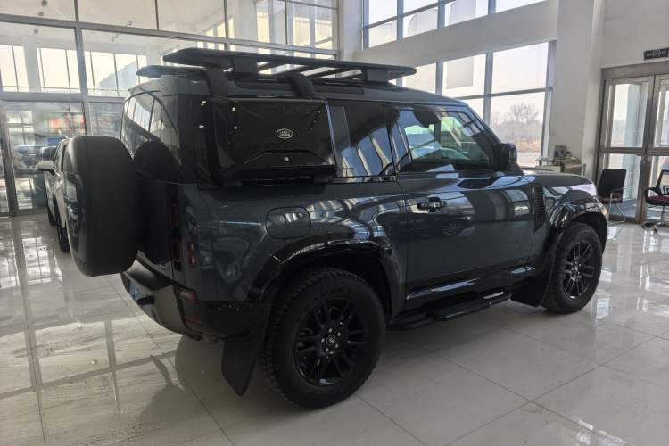 Used Land Rover Defender 2021 90 P400 X-DYNAMIC S Exterior 5
