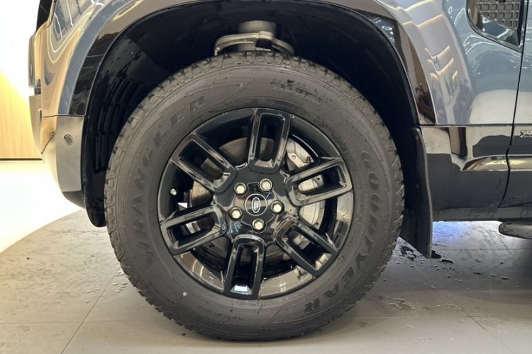 Used Land Rover Defender 2021 90 P400 X-DYNAMIC S Exterior 7