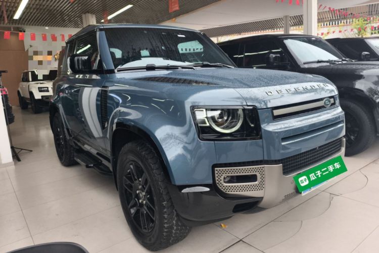 Used Land Rover Defender 2021 90 P400 X-DYNAMIC S Front Right 45 Deg