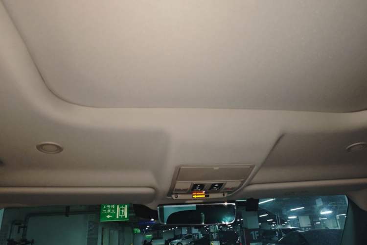 Used Land Rover Defender 2021 110 P400 X-DYNAMIC HSE Headliner