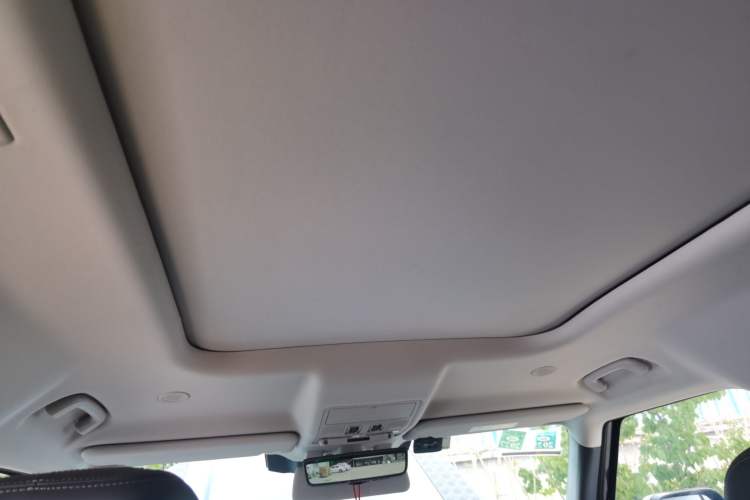 Used Land Rover Defender 2021 110 P400 X-DYNAMIC HSE Headliner