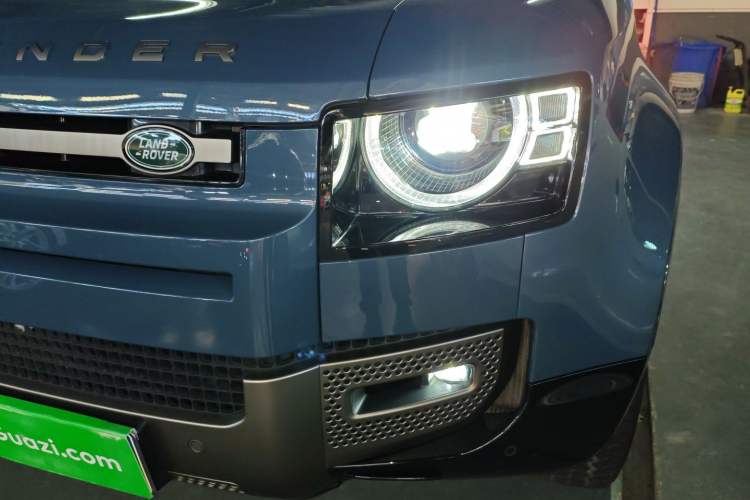 Used Land Rover Defender 2021 90 P400 X-DYNAMIC S Left Front Headlight