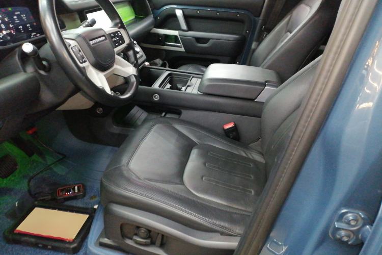 Used Land Rover Defender 2021 110 P400 X-DYNAMIC HSE Left Front Seat