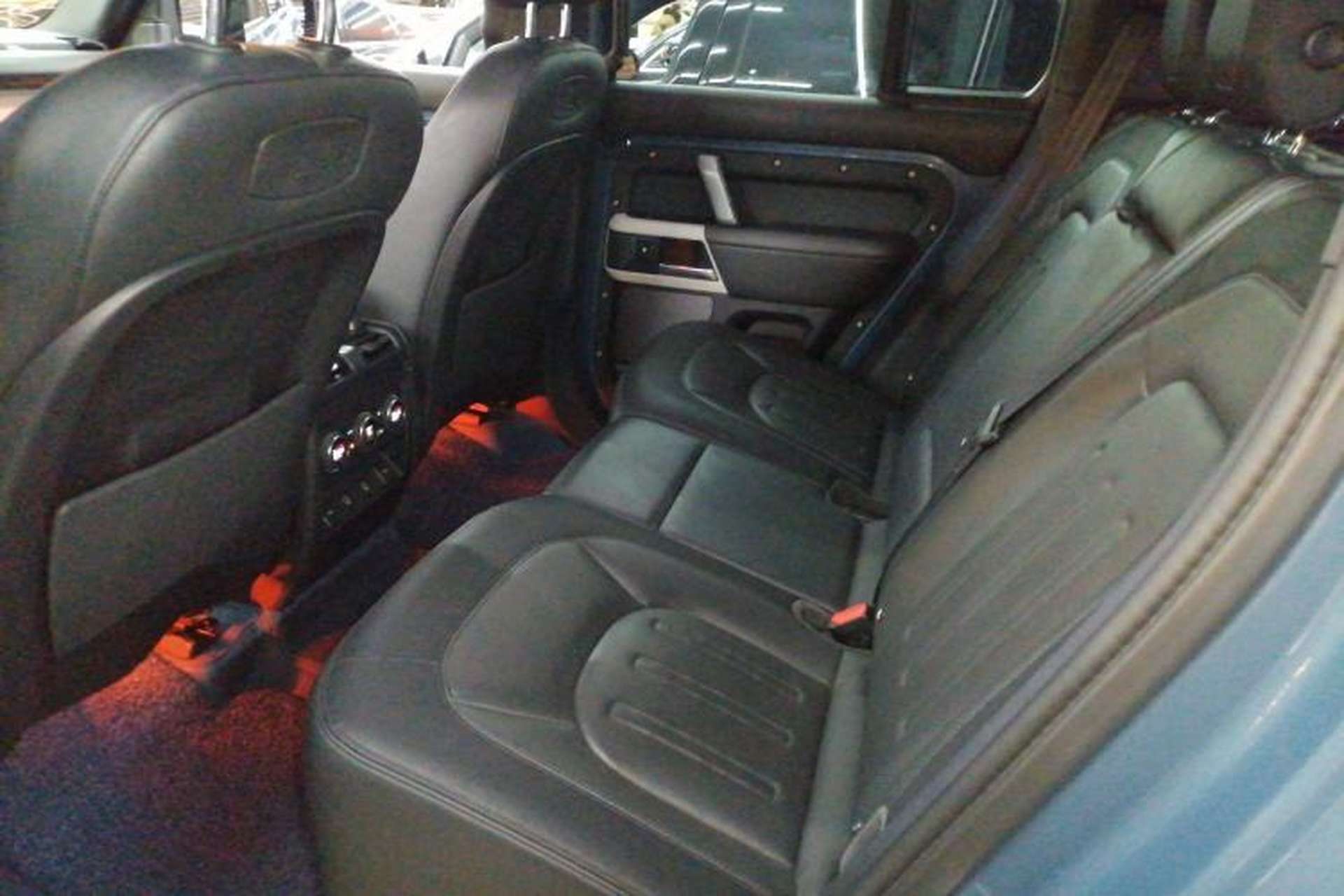 Used Land Rover Defender 2021 110 P400 X-DYNAMIC HSE Left Rear Seat
