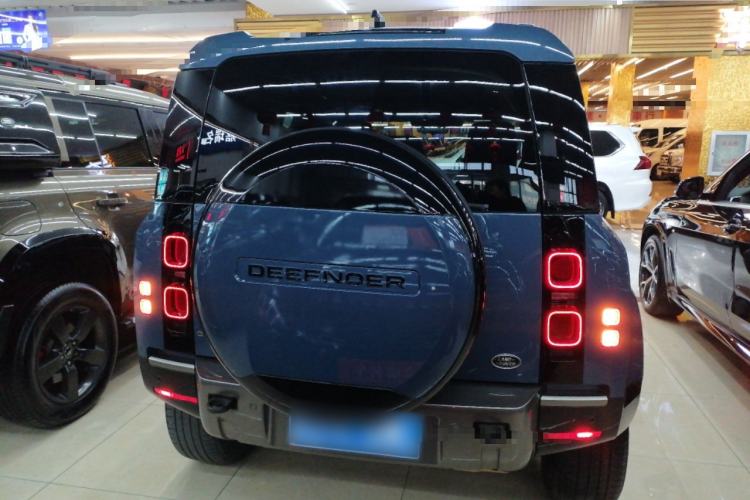 Used Land Rover Defender 2021 110 P400 X-DYNAMIC HSE Rear