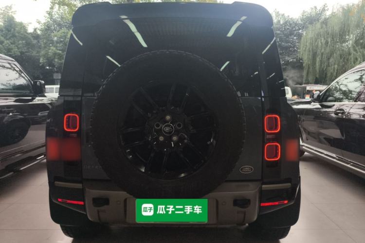 Used Land Rover Defender 2021 90 P400 X-DYNAMIC S Rear