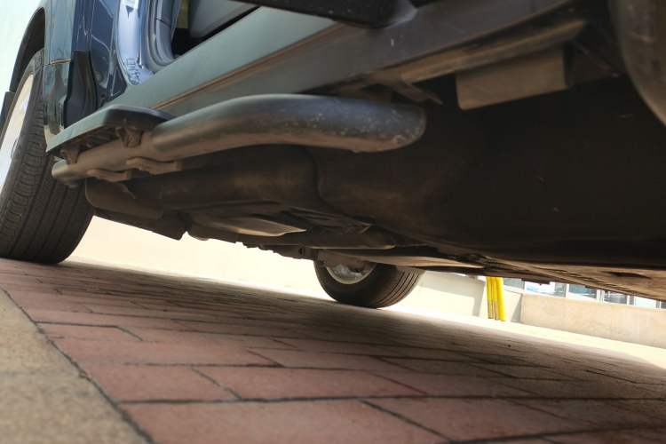 Used Land Rover Defender 2021 90 P400 X-DYNAMIC S Right Side Sill