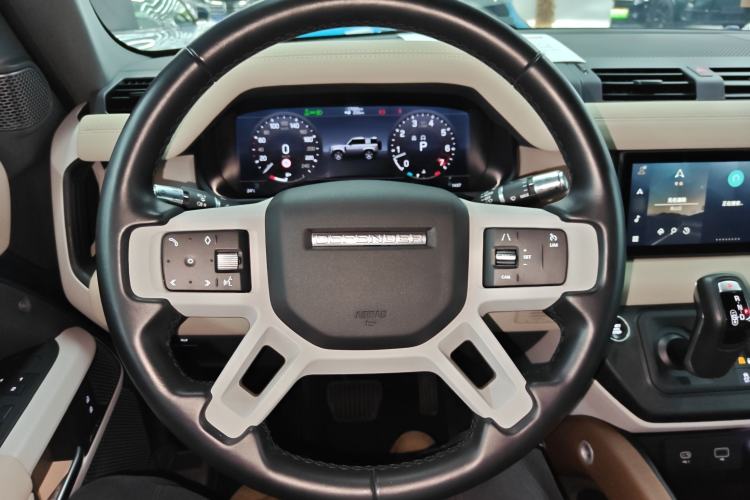 Used Land Rover Defender 2021 90 P400 X-DYNAMIC S Steering Wheel