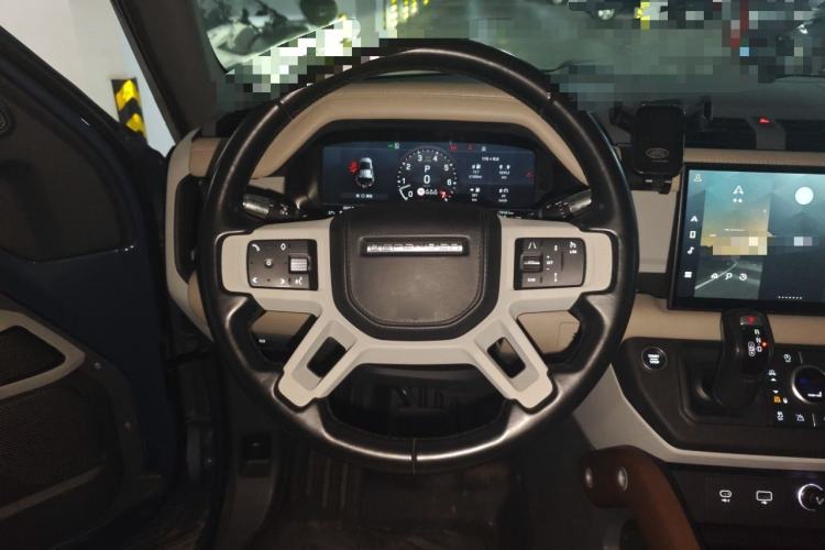 Used Land Rover Defender 2021 110 P400 X-DYNAMIC HSE Steering Wheel