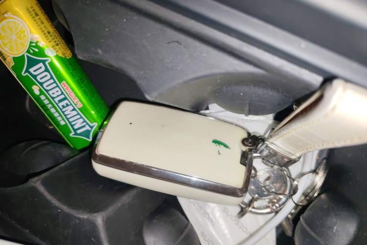 Used Land Rover Defender 2021 90 P400 X-DYNAMIC S Vehicle Key