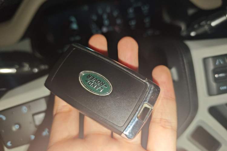 Used Land Rover Defender 2021 110 P400 X-DYNAMIC HSE Vehicle Key