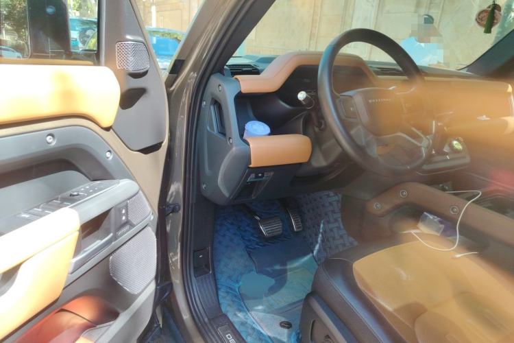 Used Land Rover Defender 2021 110 P400 X Driver Seat