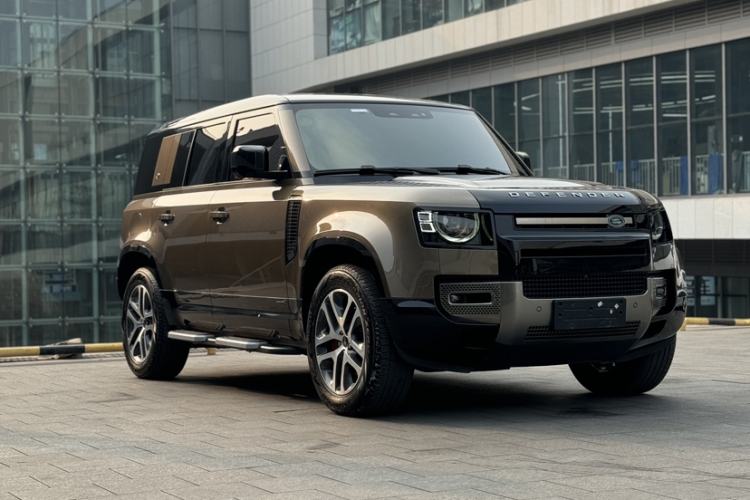 Used Land Rover Defender 2021 110 P400 X Exterior 2