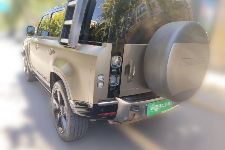 Used Land Rover Defender 2021 110 P400 X Rear Left 45 Deg