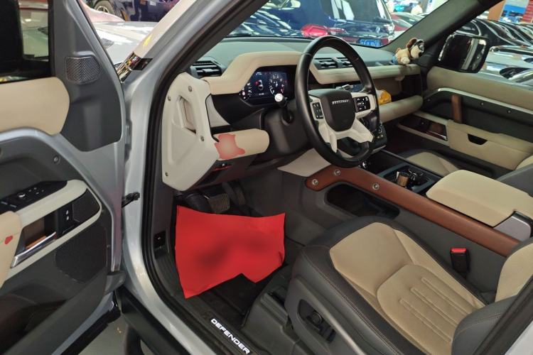 Used Land Rover Defender 2021 90 P400 X-DYNAMIC S Driver Seat