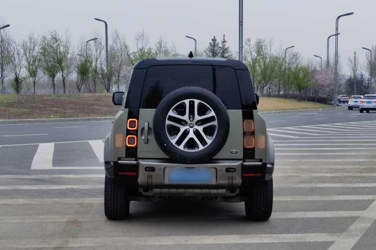 Used Land Rover Defender 2021 110 P400 X Exterior 5