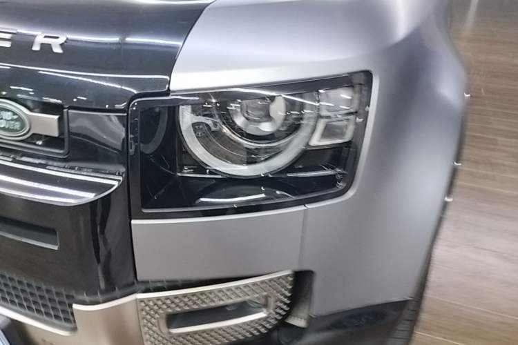 Used Land Rover Defender 2021 110 P400 X Left Front Headlight