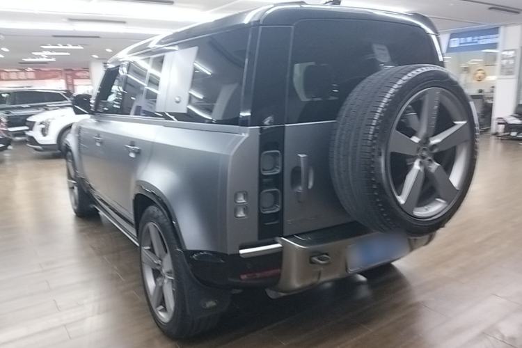 Used Land Rover Defender 2021 110 P400 X Rear Left 45 Deg