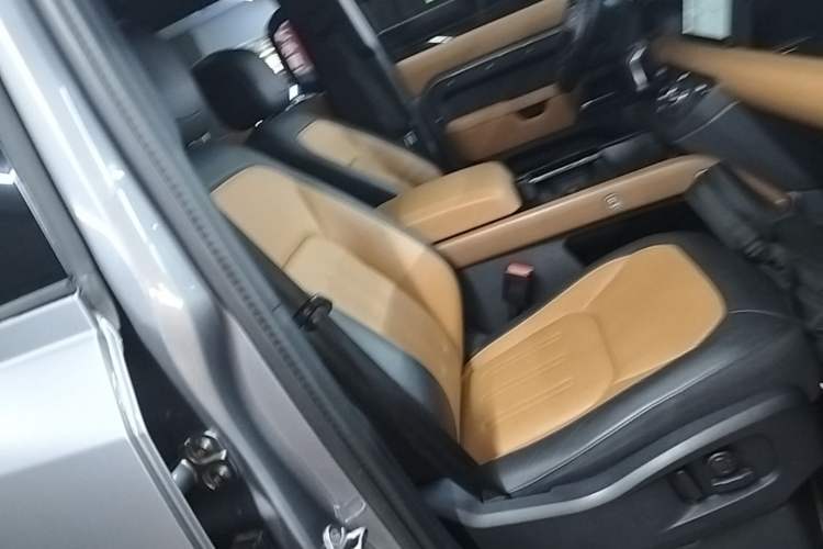 Used Land Rover Defender 2021 110 P400 X Right Front Seat