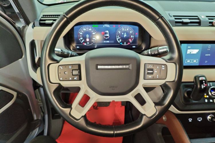 Used Land Rover Defender 2021 90 P400 X-DYNAMIC S Steering Wheel