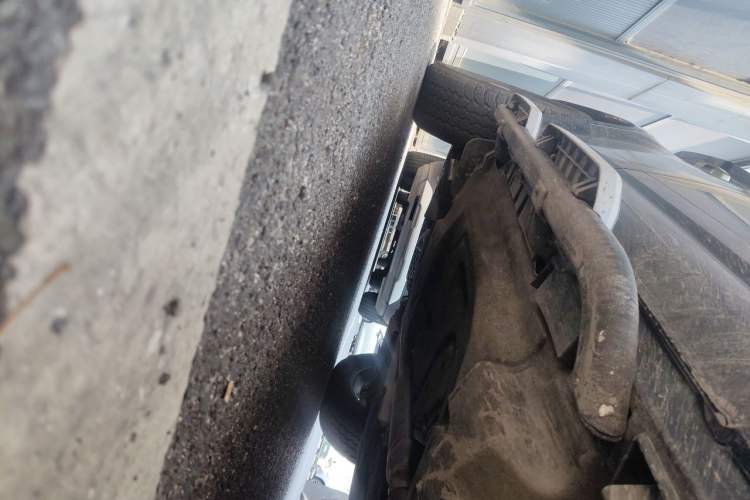 Used Land Rover Defender 2021 110 P400 X-DYNAMIC HSE Chassis Front Right