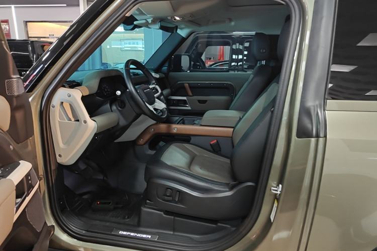 Used Land Rover Defender 2021 90 P400 X-DYNAMIC S Driver Seat